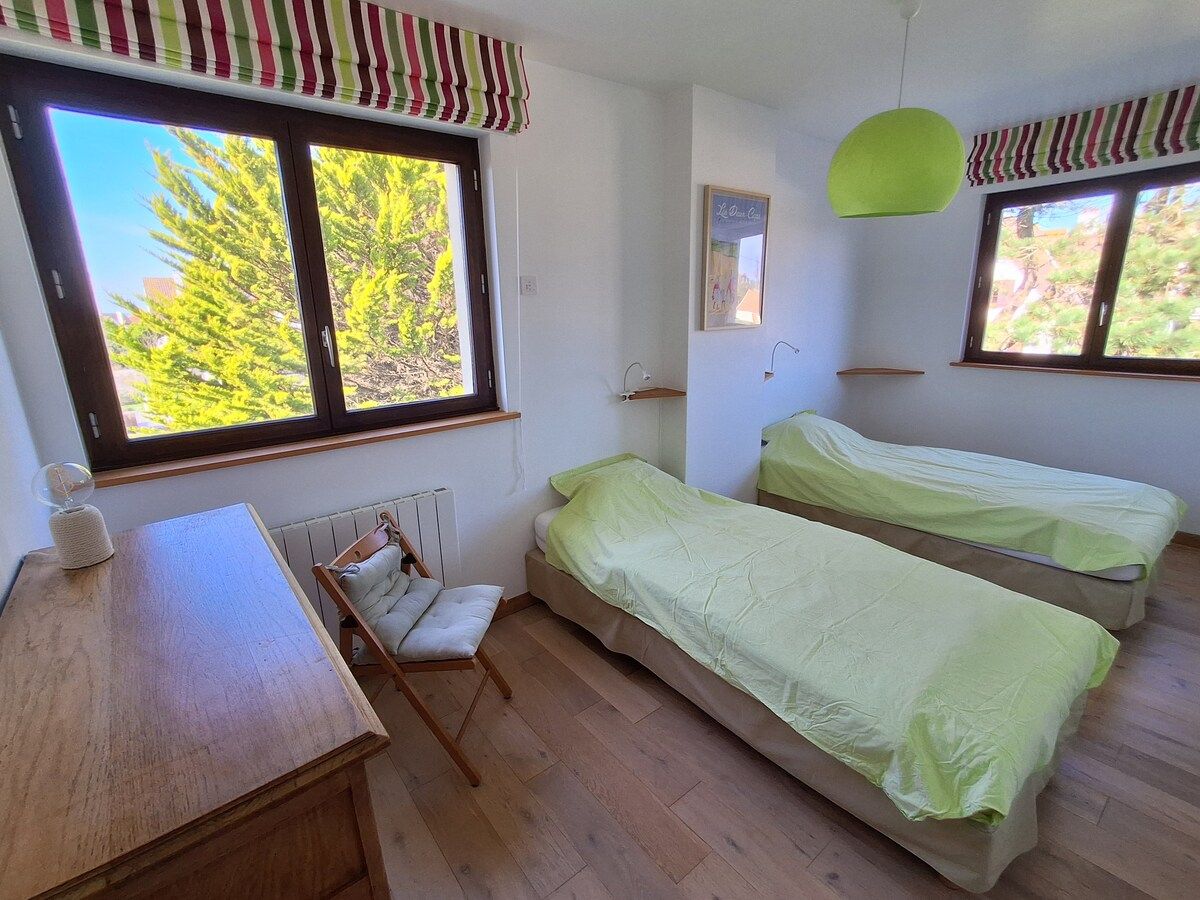 Chambre Sangatte : Deux lits jumeaux