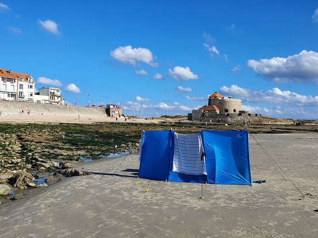 A beach day below the fort