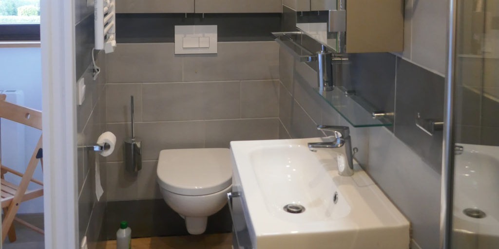 Salle de douche attenante à la chambre des Deux Caps